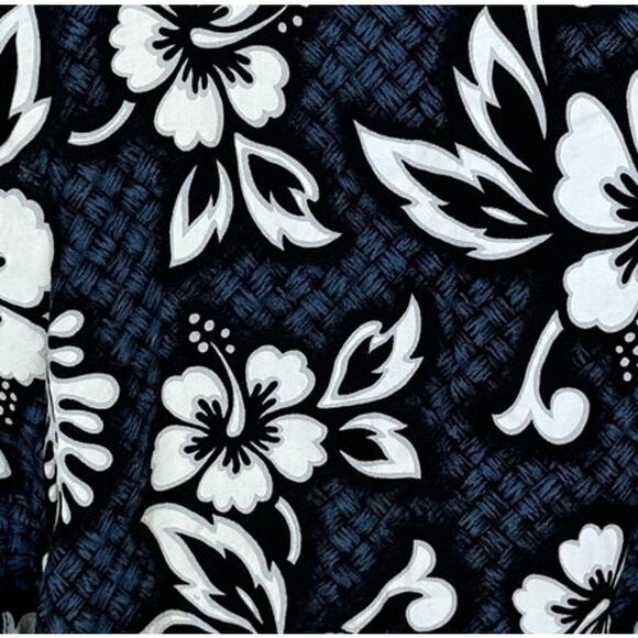 Hawaiian Shirt Hibiscus Button Down Crop Top One Size Boxy Coconutgirl Unique - Picture 2 of 6